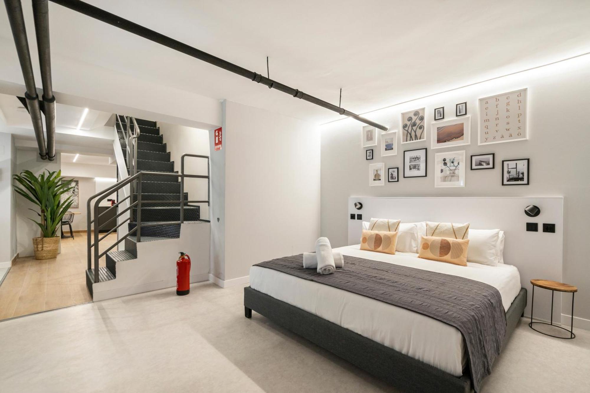 Dobo Madrid Cabrera Apartment Bagian luar foto